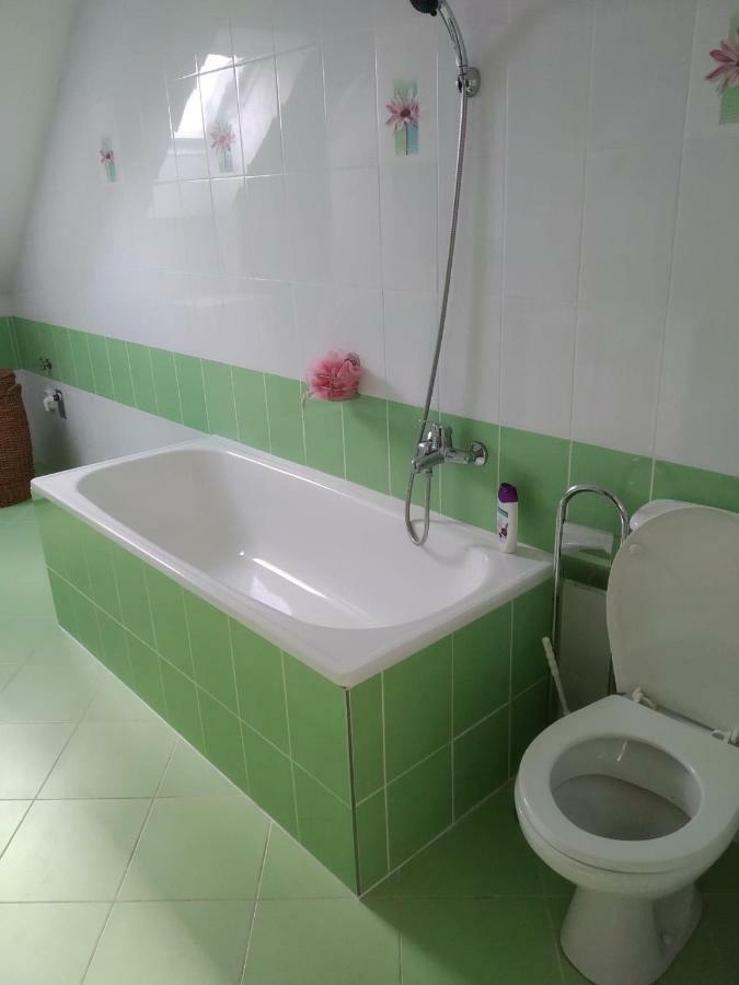 Appartement Apartman Gabika Na Zahori à Malacky Extérieur photo